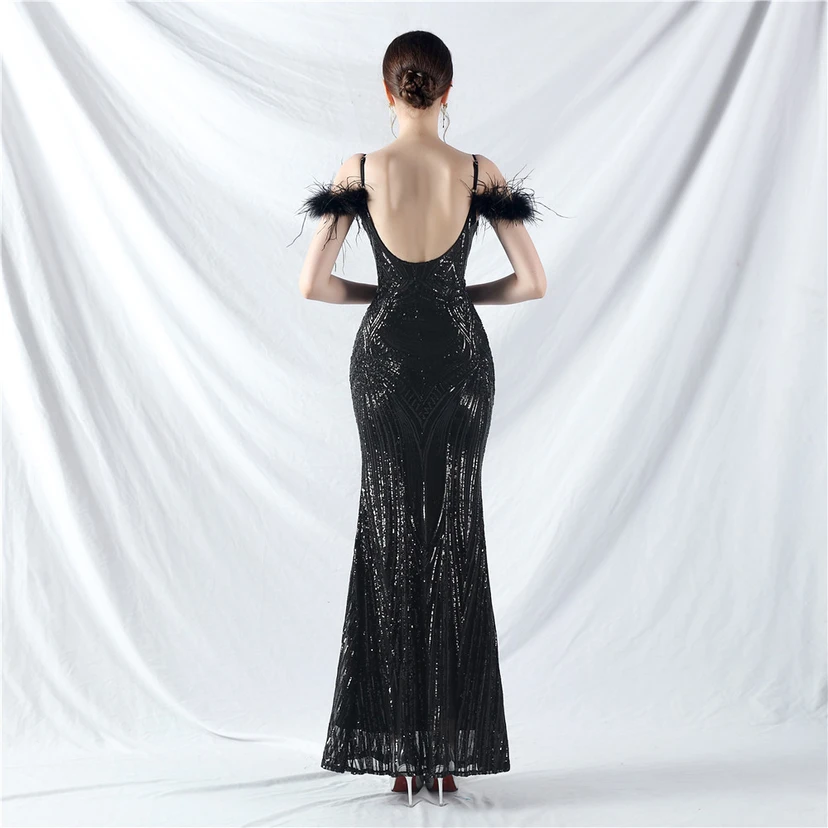 Vestido de noche con cuentas florales y plumas de avestruz elaboradas artesanalmente view 104
