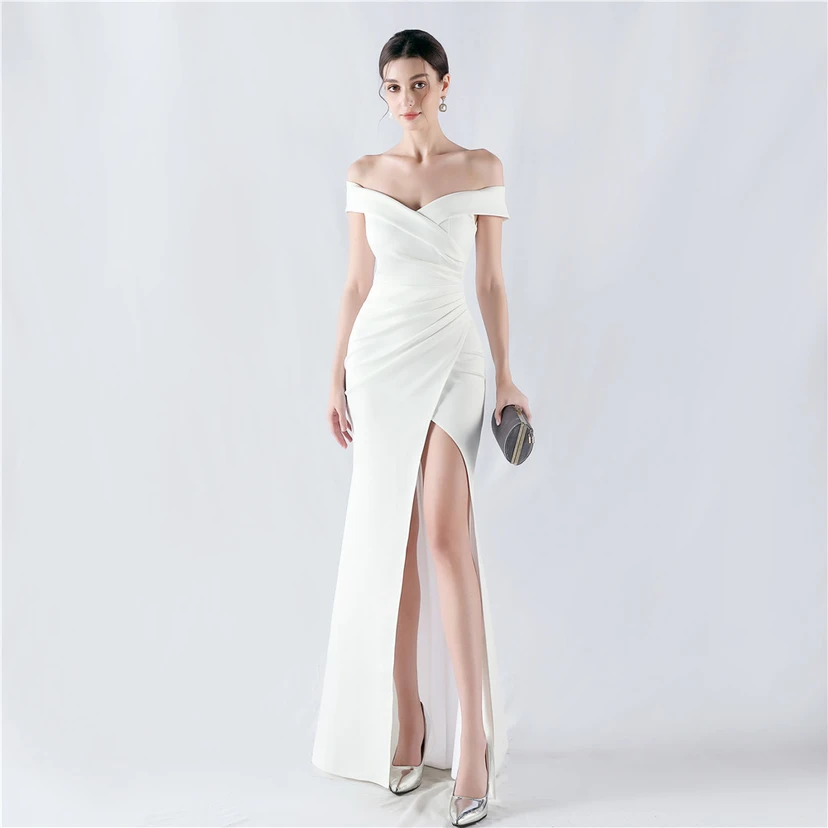 Robe de soirée classique asymétrique en satin à queue de poisson view 56