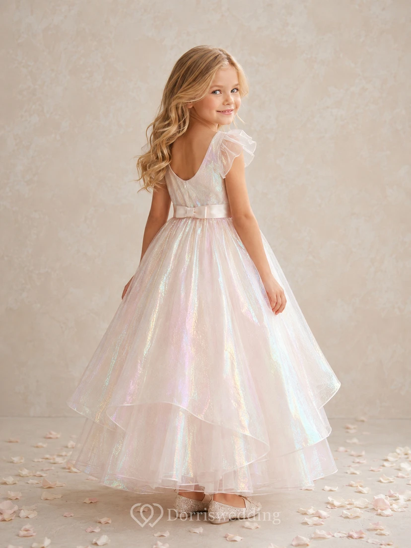 Vestido de niña de flores de organza iridiscente de corte A, estilo romántico, con mangas ilusión y escote redondo de brillo suave. view 2