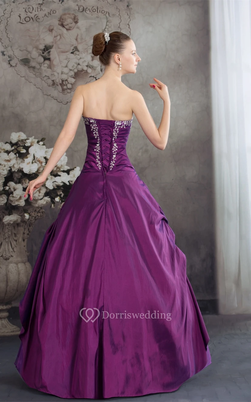 Sweetheart Pick-Up Appliqued Satin Embroideries and Gown With Stress view 6