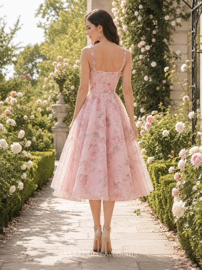 Robe de jardin à bretelles spaghetti en organza rose à fleurs, coupe trapèze, style garden-party view 2