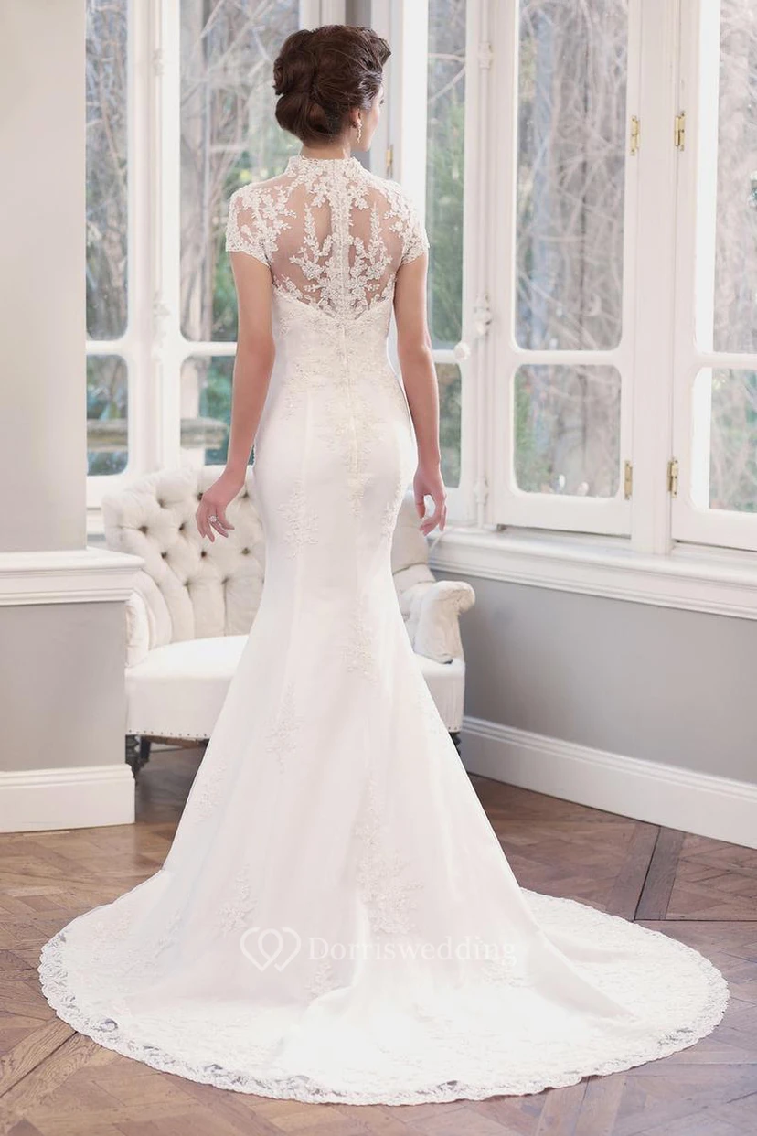 Mermaid T-Shirt-Sleeve V-Neck Lace Wedding Dress With Illusion view 2