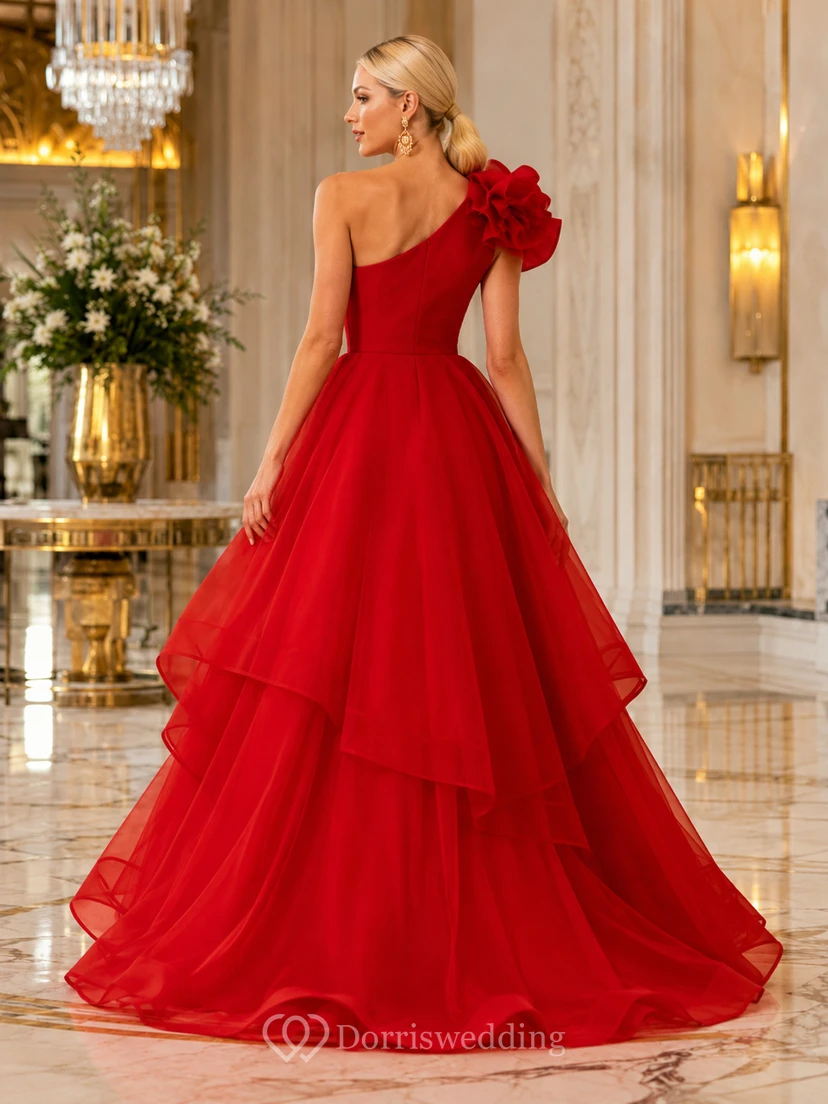 Lujoso vestido de fiesta formal de organza rojo con un solo hombro, estampado floral, volantes en cascada y corte asimétrico. view 2