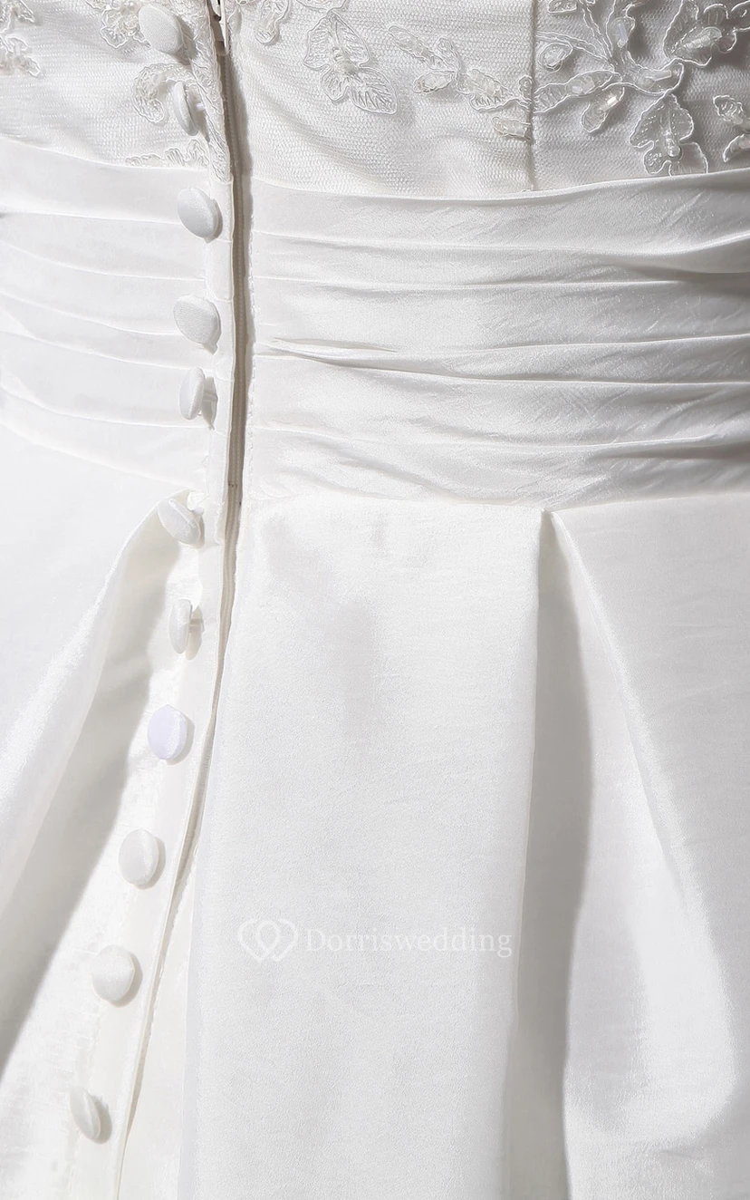 Kurzes Spitzenkleid mit tiefem V-Ausschnitt am Rücken, Schärpe und Schleife view 6