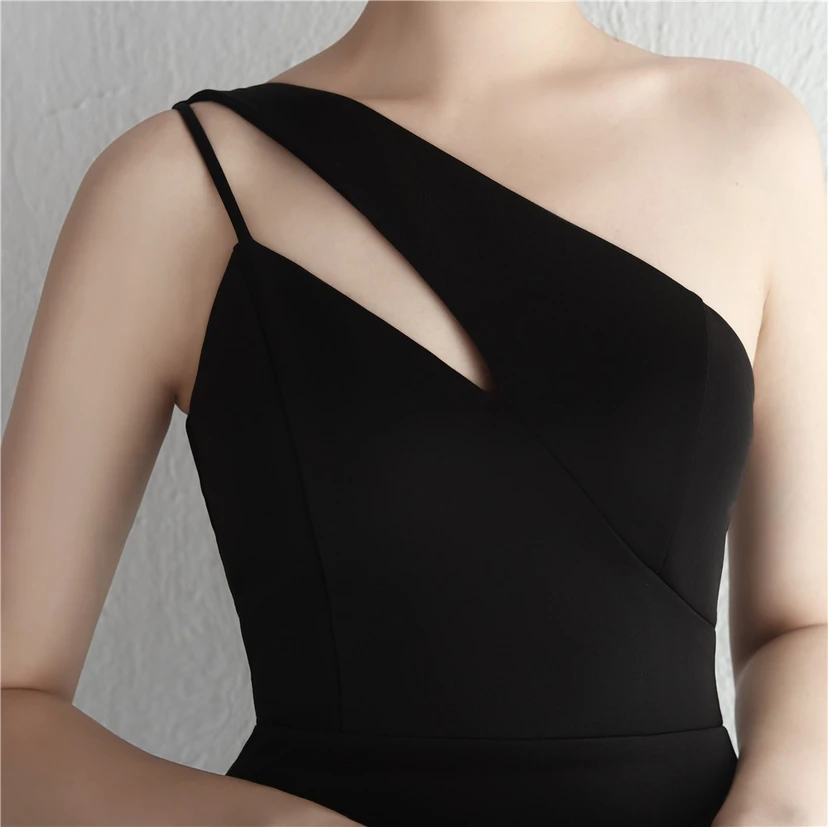 Satin-Kleid, schmal geschnitten, schulterfrei, lang, für festliche Anlässe wie Dinnerpartys, Hochzeiten oder Ausstellungen von Automodellen view 17