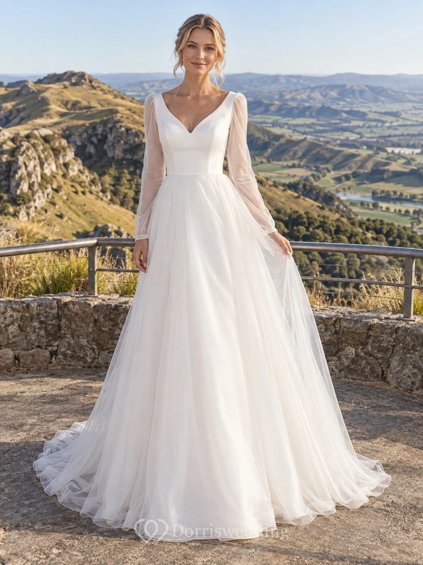 Schlichtes, bodenlanges Brautkleid aus Tüll mit V-Ausschnitt, langen Ärmeln und A-Linien-Schnitt