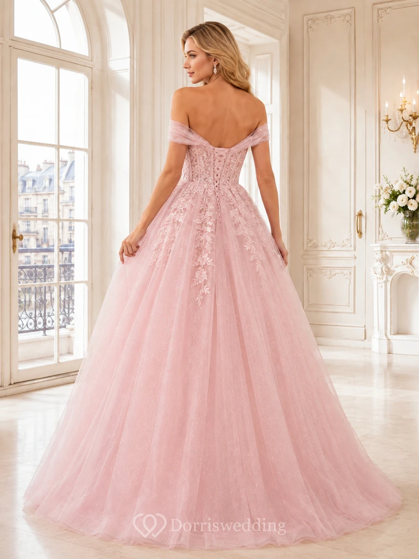 Zartes, perlmuttrosa schulterfreies Ballkleid mit Herzausschnitt, floraler Spitze und Tüll, bodenlang, für Quinceañera oder Abschlussball view 2