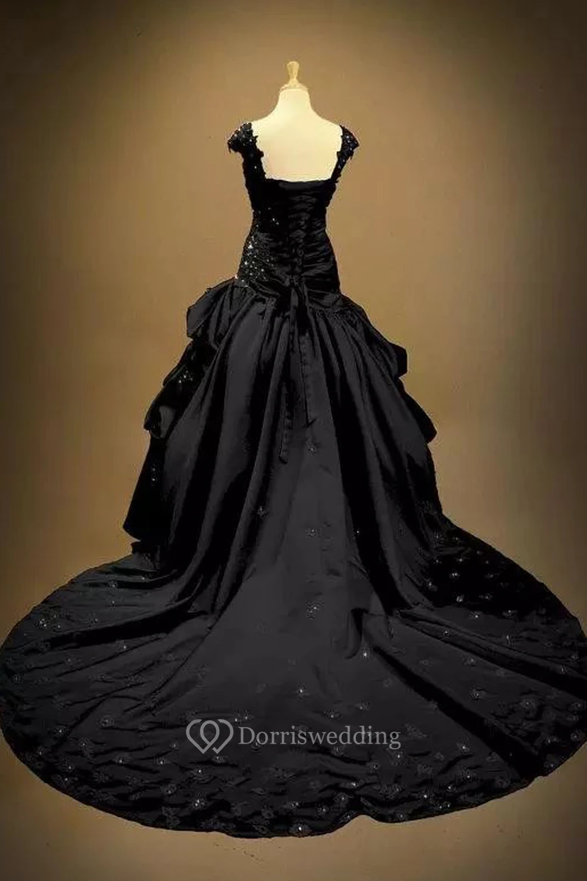 Robe de bal en taffetas, sans manches, à bretelles, longue jusqu'au sol, avec traîne chapelle, ornée de perles et de volants, robe de mariée princesse view 2
