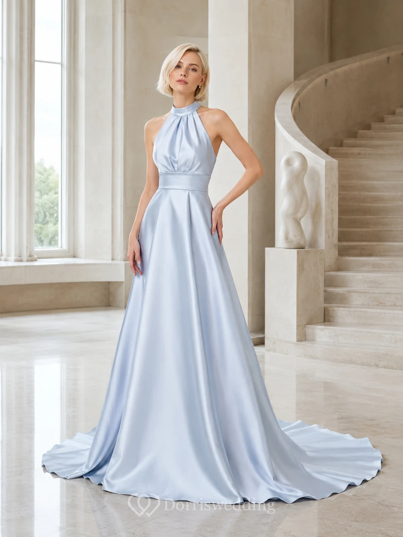 Robe de mariée bleu ciel en satin, col halter, coupe trapèze