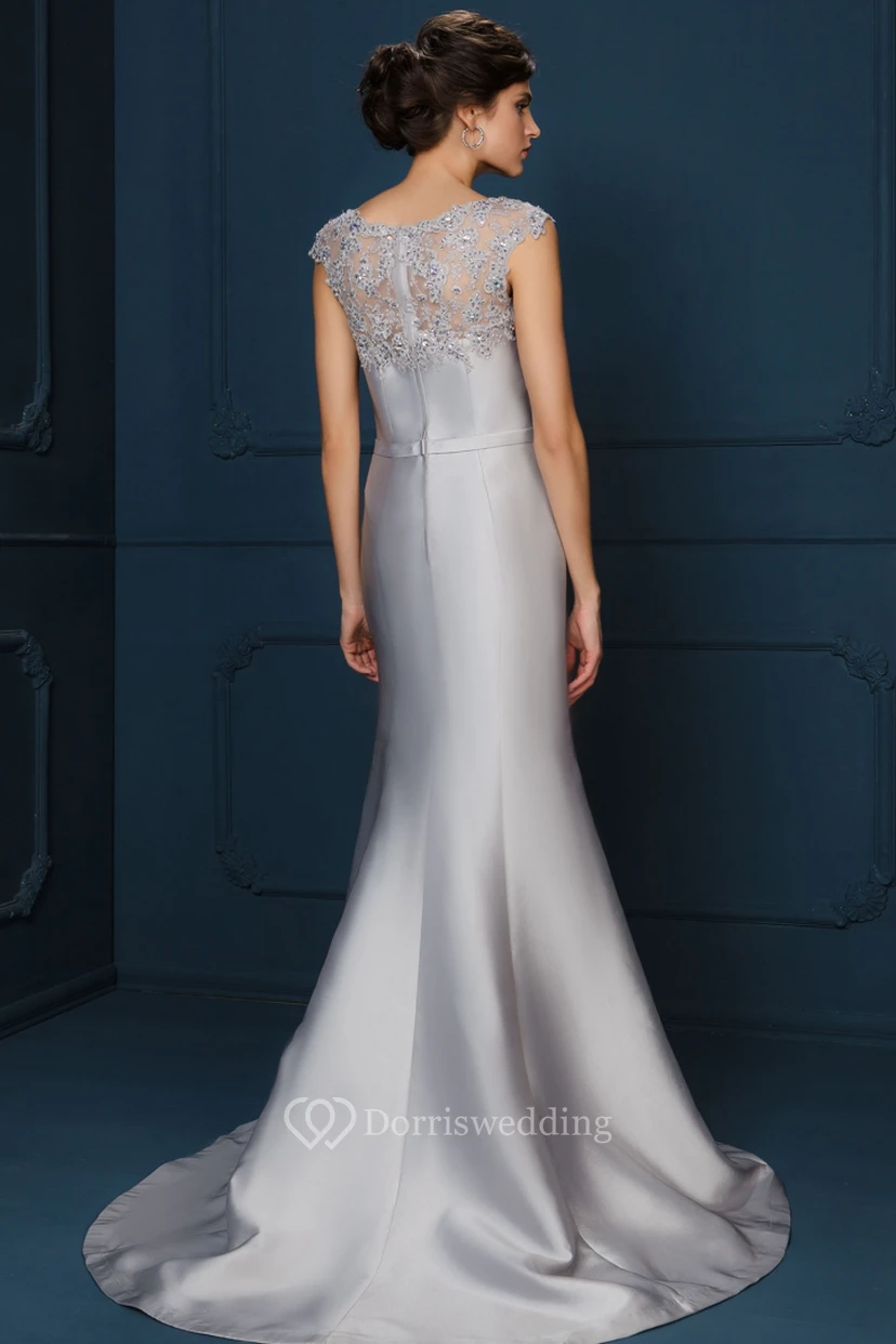 Maxi-Kleid aus Satin mit A-Linien-Schnitt, Rundhalsausschnitt, Applikationen und kurzen Ärmeln – ideal für die Mutter der Braut view 2