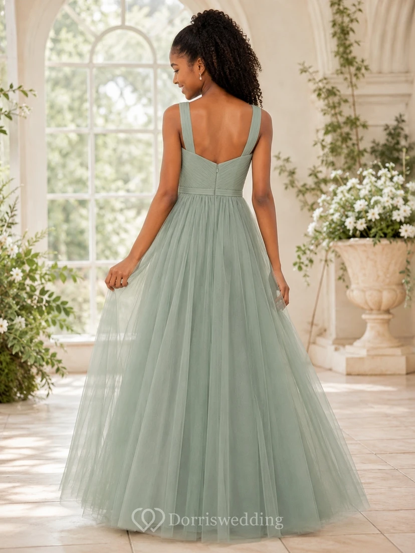 Vestido de dama de honor juvenil color celadón, corte en A, escote corazón, sin mangas view 2