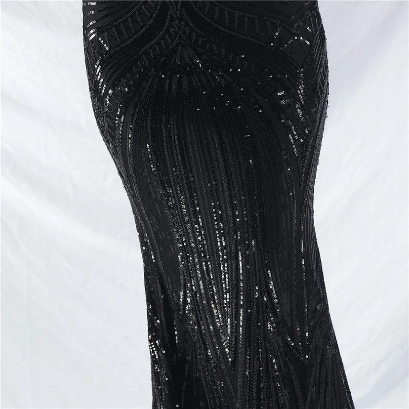 Vestido de noche con cuentas florales y plumas de avestruz elaboradas artesanalmente view 108