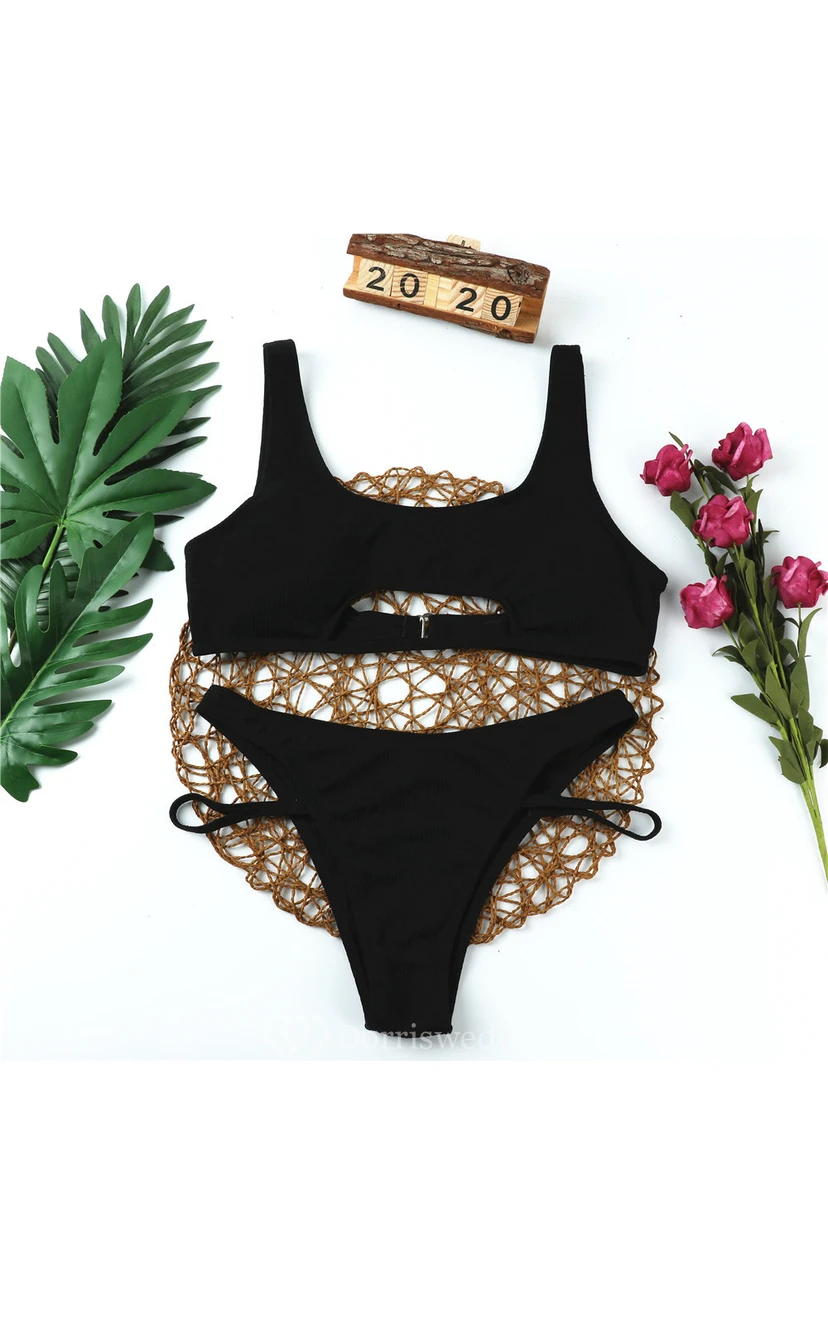 Bikini-Set mit schlichten Trägern und hohem Beinausschnitt view 2