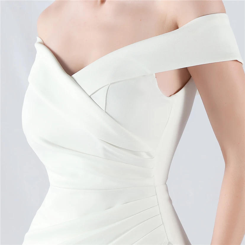 Robe de soirée classique asymétrique en satin à queue de poisson view 59
