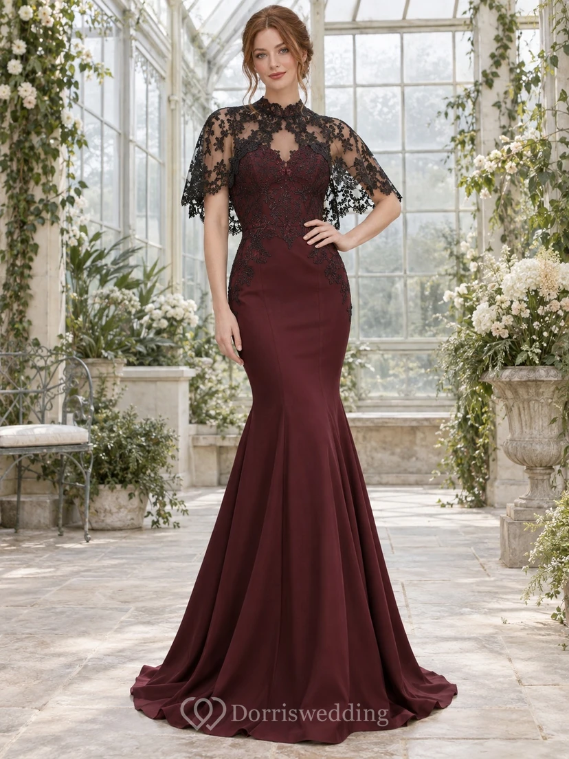 Elegantes Brautjungfernkleid im Meerjungfrauenstil mit hohem Kragen, burgunderroter Spitze, Cape und Schlüssellochausschnitt