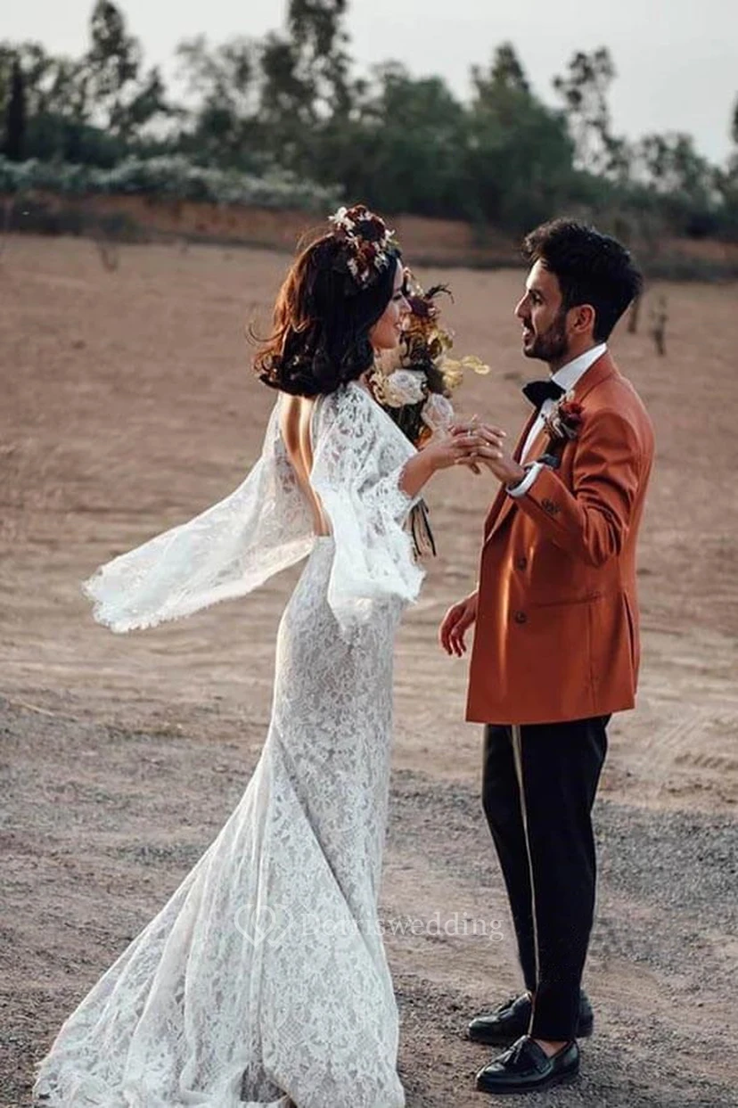 Boho-Hochzeitskleid aus Spitze mit tiefem V-Ausschnitt am Rücken, Poetenärmeln und Empire-Stil im Hippie-Stil view 2