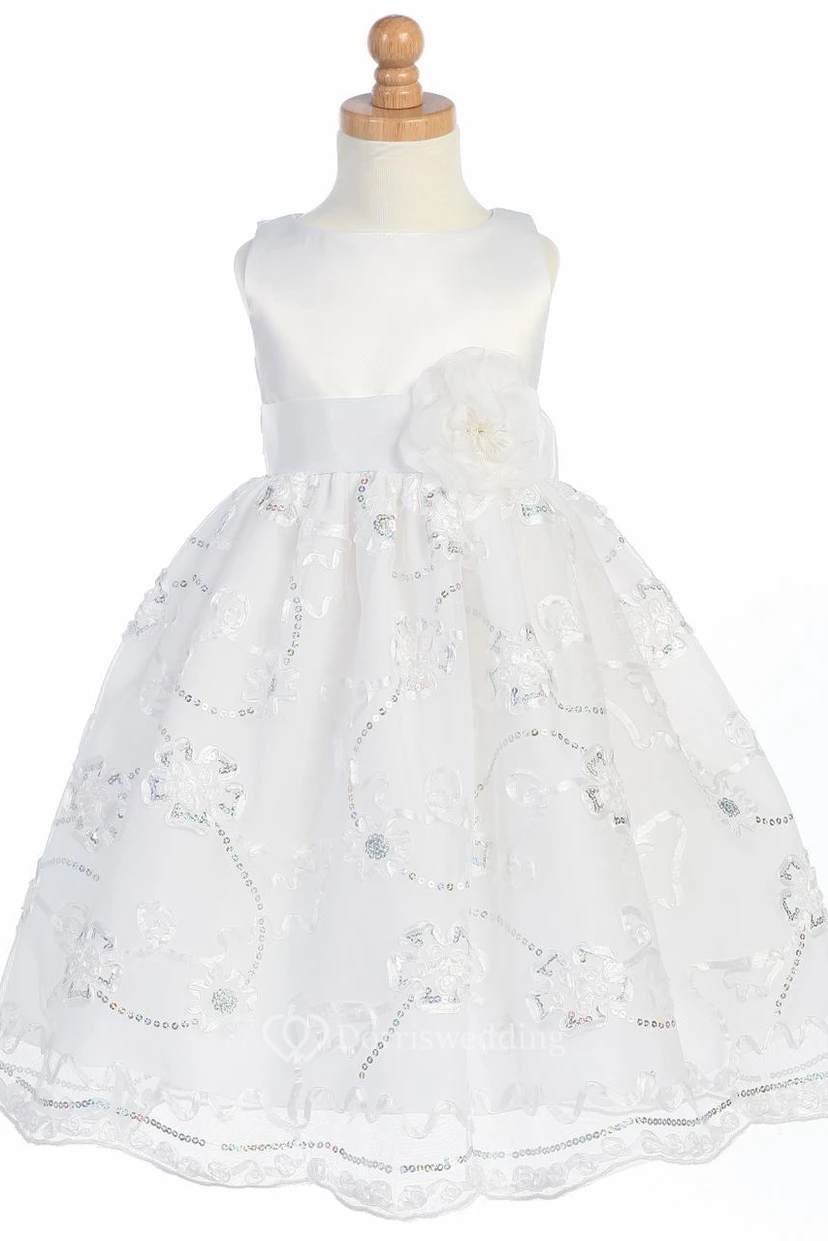Teelanges ärmelloses Blumenmädchenkleid aus Tüll und Satin mit Schleife