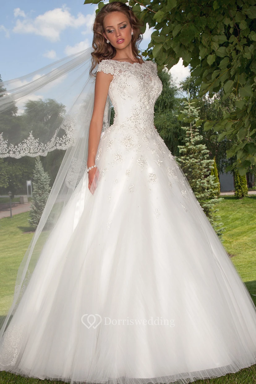 Ball Gown Floor-Length Bateau Neck Cap Sleeve Appliqued Tulle Wedding Dress