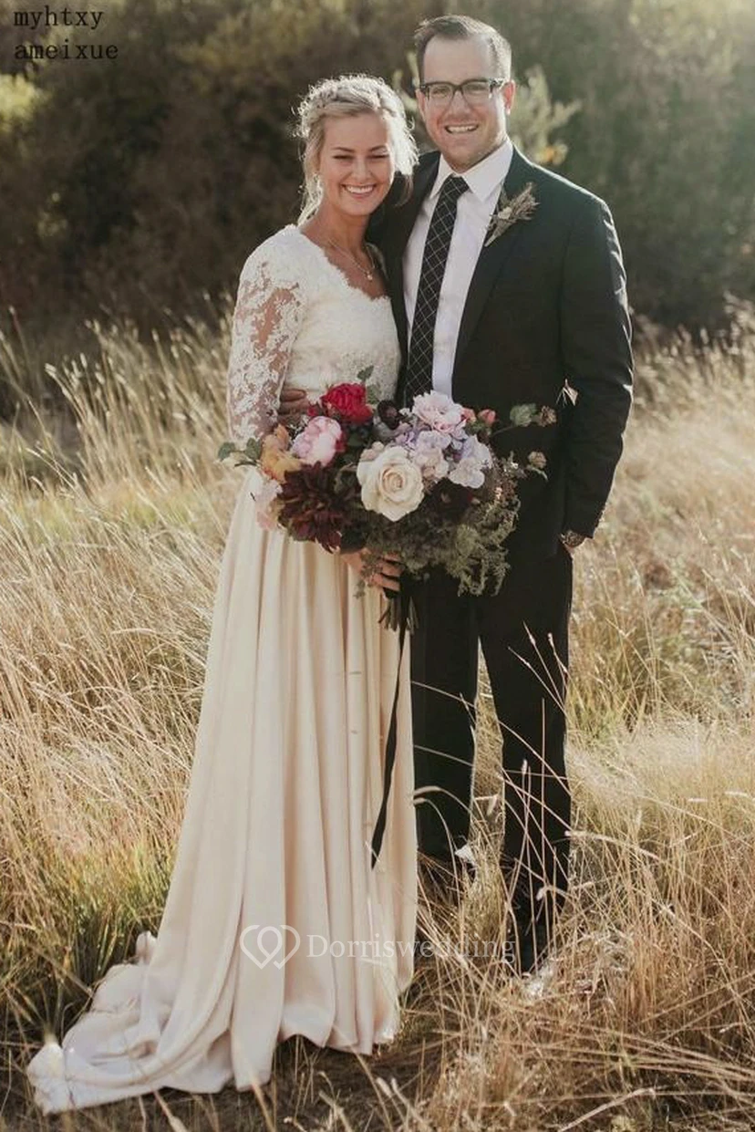 Elegant Long Sleeve Sheath Scalloped Lace And Satin Wedding Bridal Gown view 3