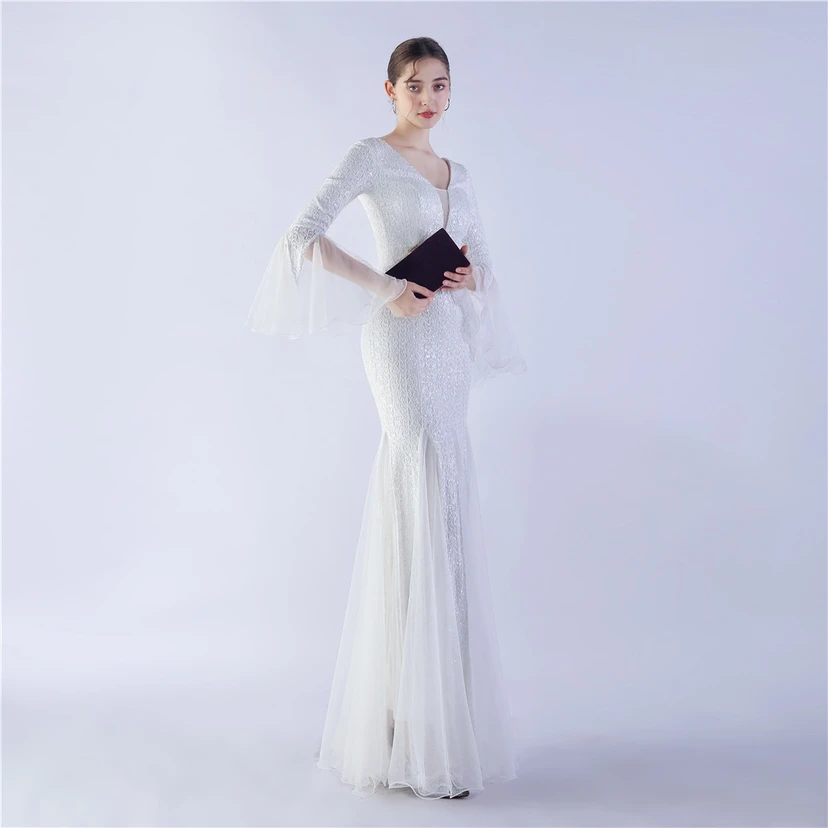 Vestido de noche con lentejuelas, bordado de malla encriptada, estilo artesanal de seda de pez y borde ondulado. view 23