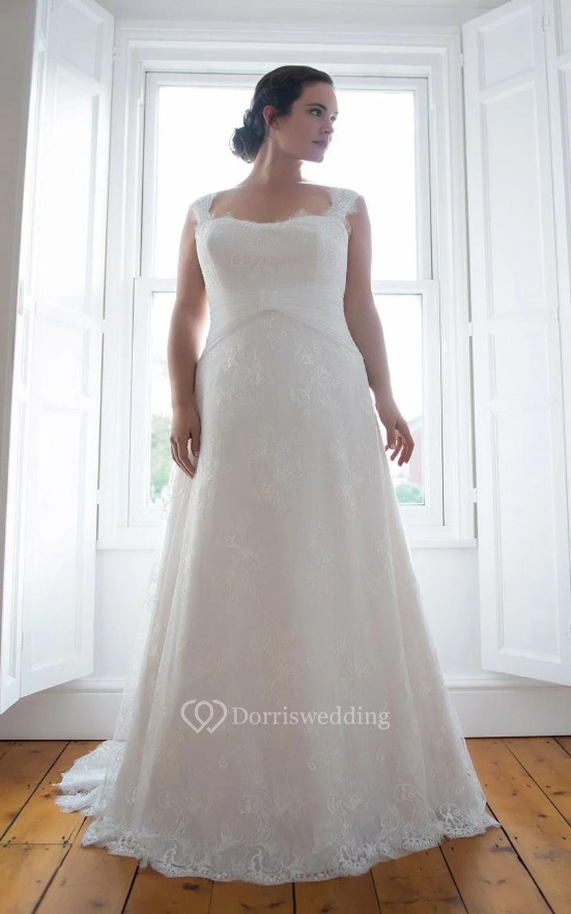 Sheath Floor-Length Queen Anne Sleeveless Lace Sweep Train  Dress