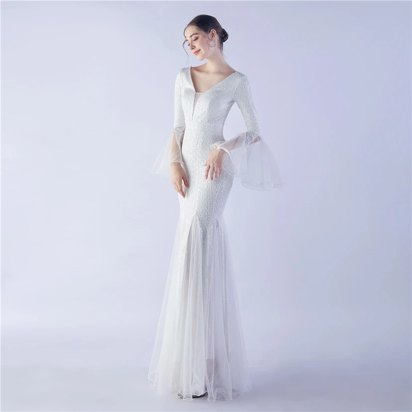 Vestido de noche con lentejuelas, bordado de malla encriptada, estilo artesanal de seda de pez y borde ondulado. view 21