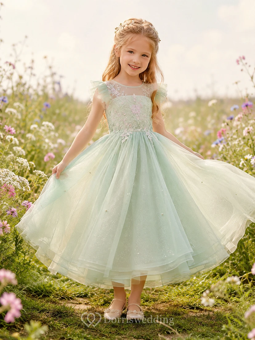 Vestido de niña de las flores, color verde salvia, encaje, tul, corte en A, cuello joya, largo hasta la rodilla.