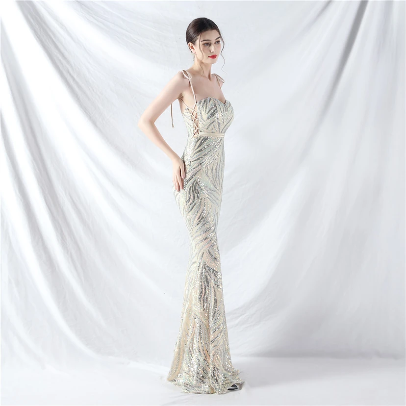 Vestido de noche con tirantes, top tipo tubo y lentejuelas apiladas encriptadas, con método de doble atado de cuerda. view 23