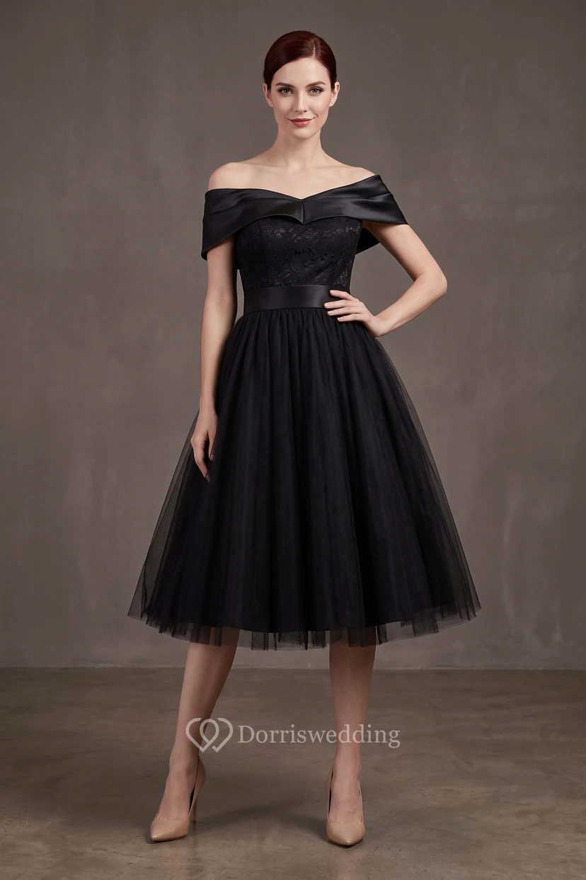 Vestido negro de Audrey Hepburn | Atuendo de Desayuno con diamantes | Vestido de cóctel formal vintage de los años 50 video preview