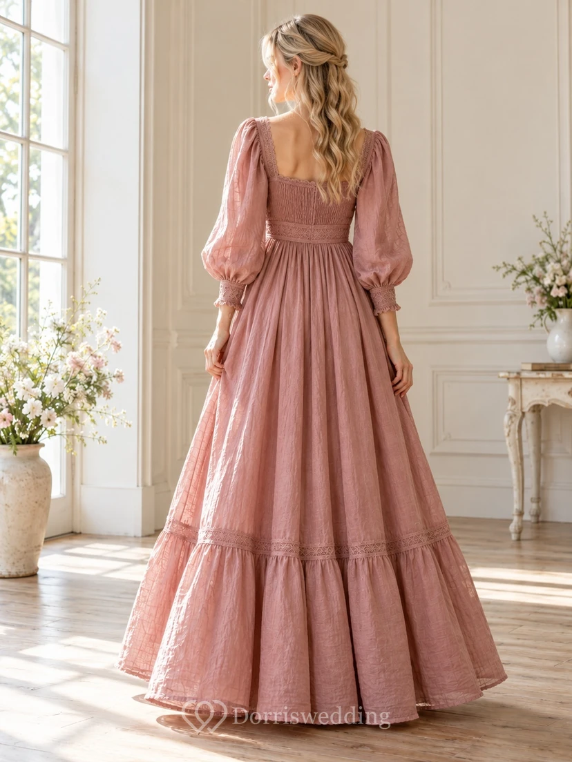 Robe de campagne vintage rose poudré à col carré et manches longues froncée view 2