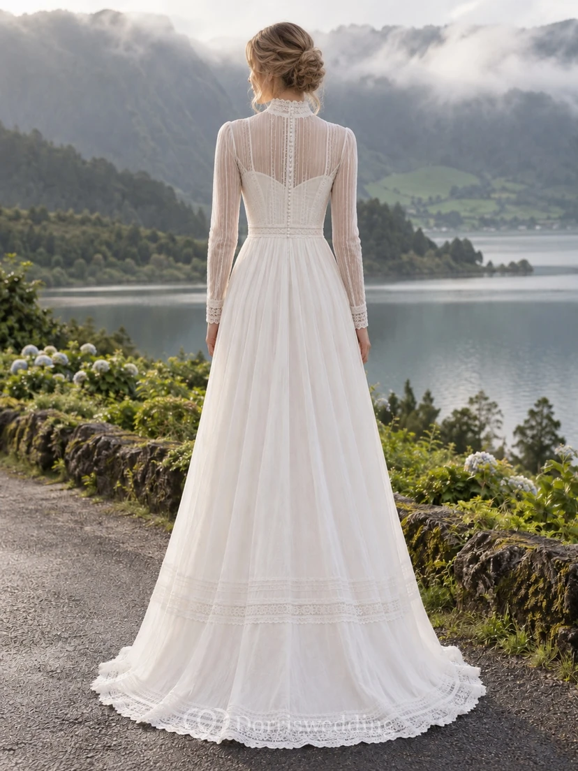 Vestido de novia de corte A con cuello alto, manga larga, encaje y tul con pliegues view 2
