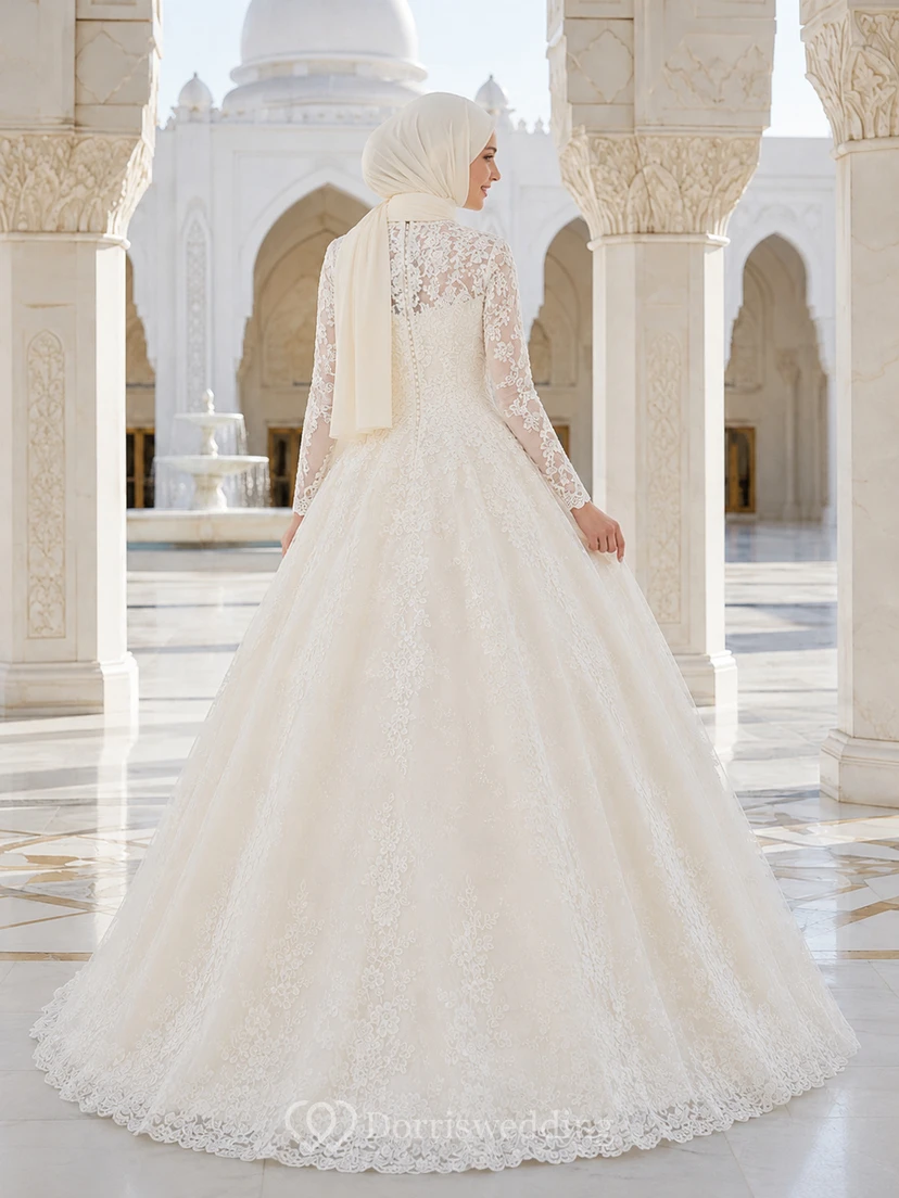 Vestido de novia musulmán modesto de manga larga con encaje y cola de capilla. view 2