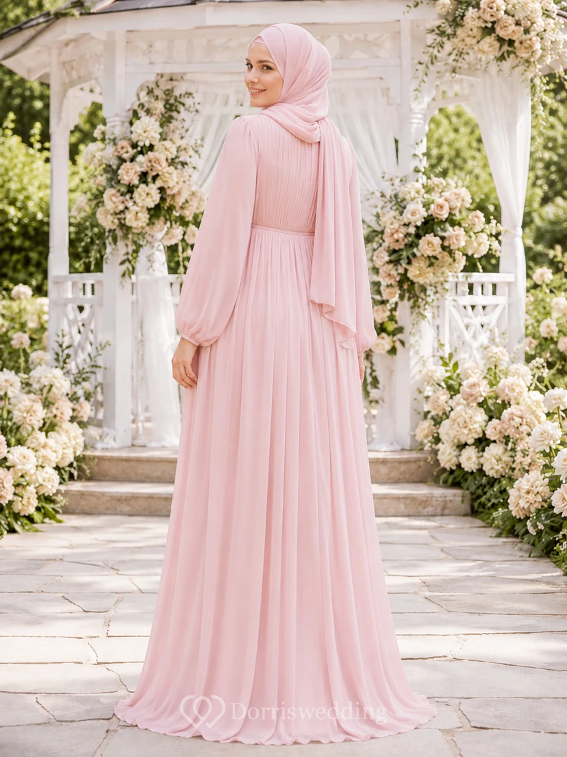 Zartrosa Umstandskleid aus Chiffon mit hohem Kragen, Poetenärmeln und Falten, geeignet für Hijab-Träger view 2