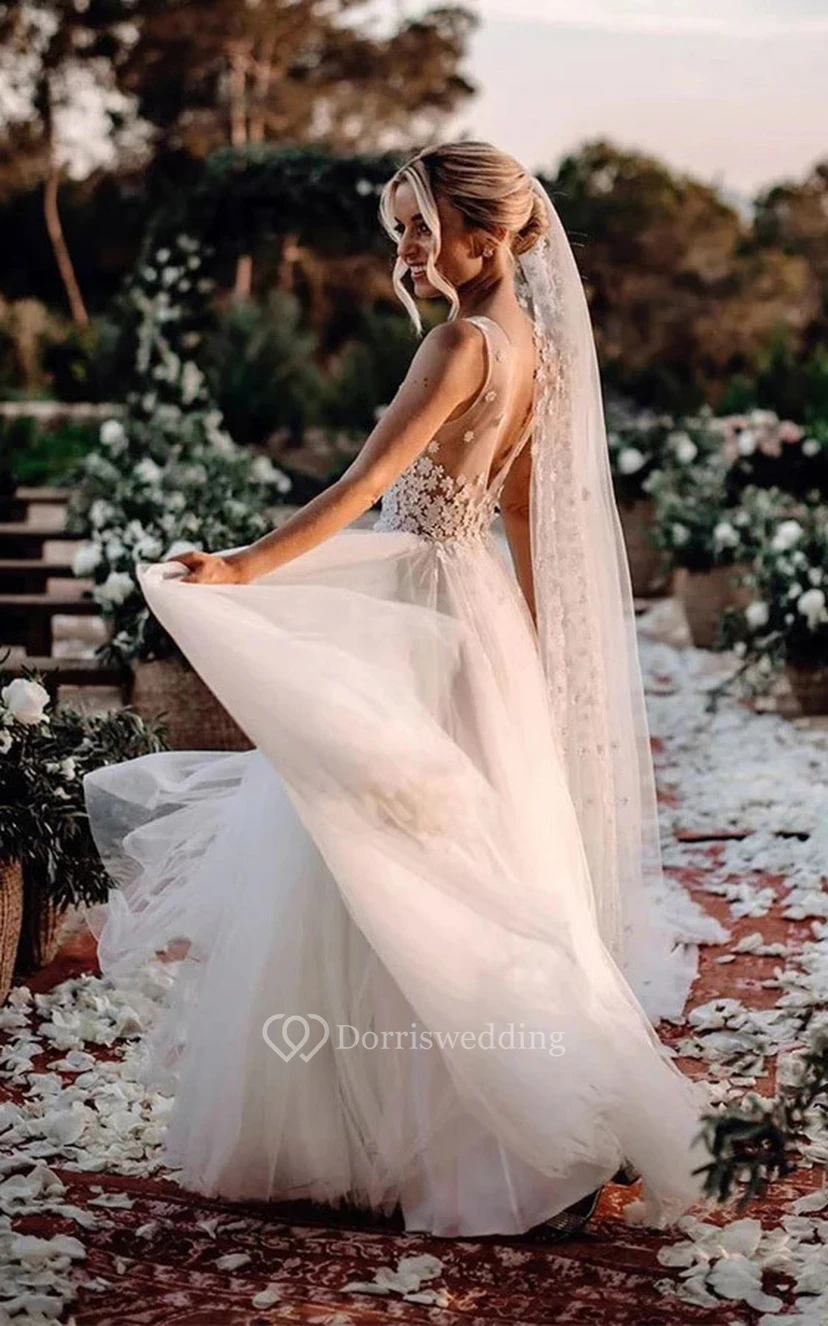 V-neck Sleeveless Tulle A-line Pleated Country Beach Wedding Dress with Lace Top view 5