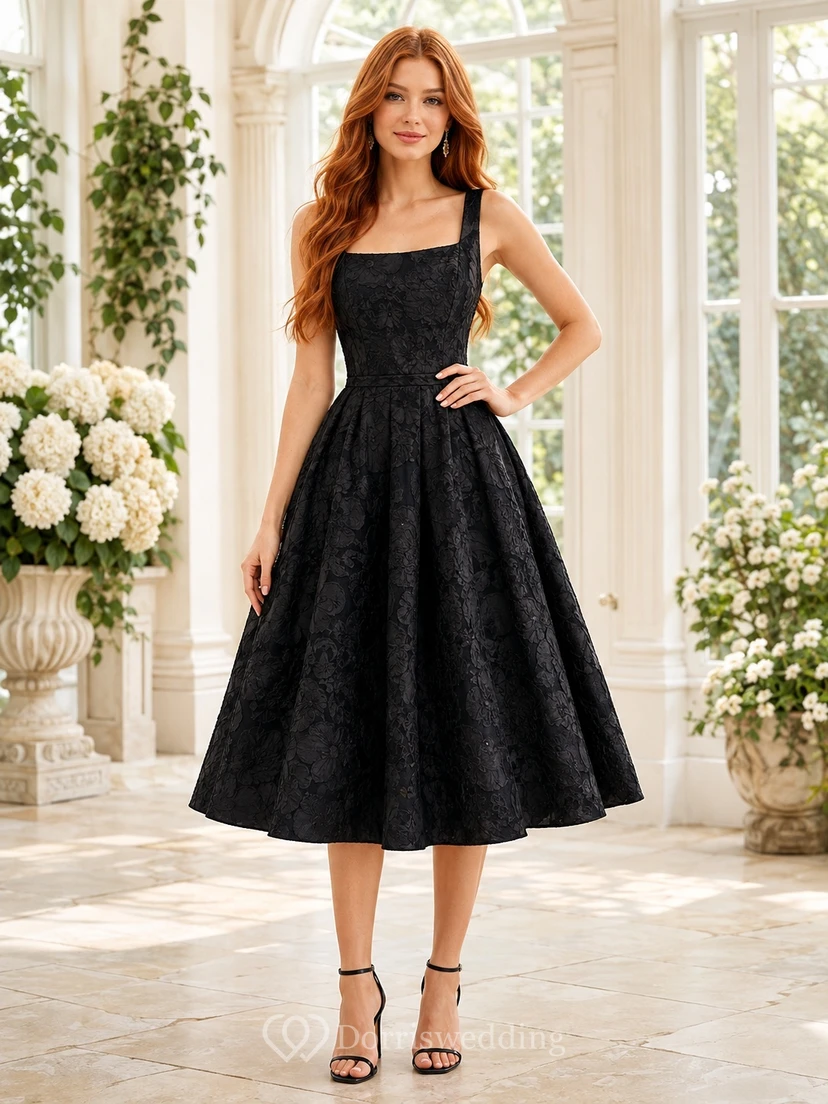 Schwarzes Vintage-Cocktailkleid aus Taft mit floralem Jacquardmuster, Trägern und A-Linien-Schnitt in Teelänge