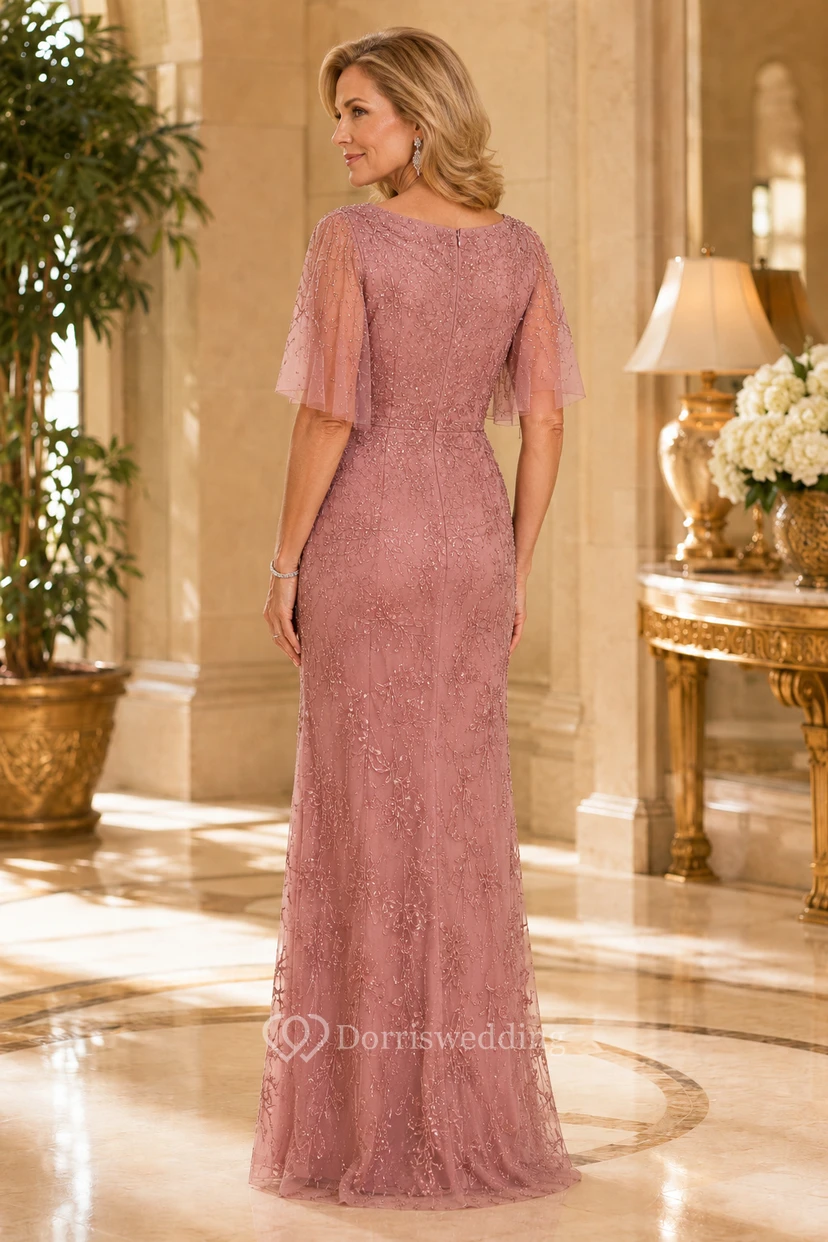 Vestido de madre ajustado de encaje con lentejuelas color malva y mangas con volantes. view 2