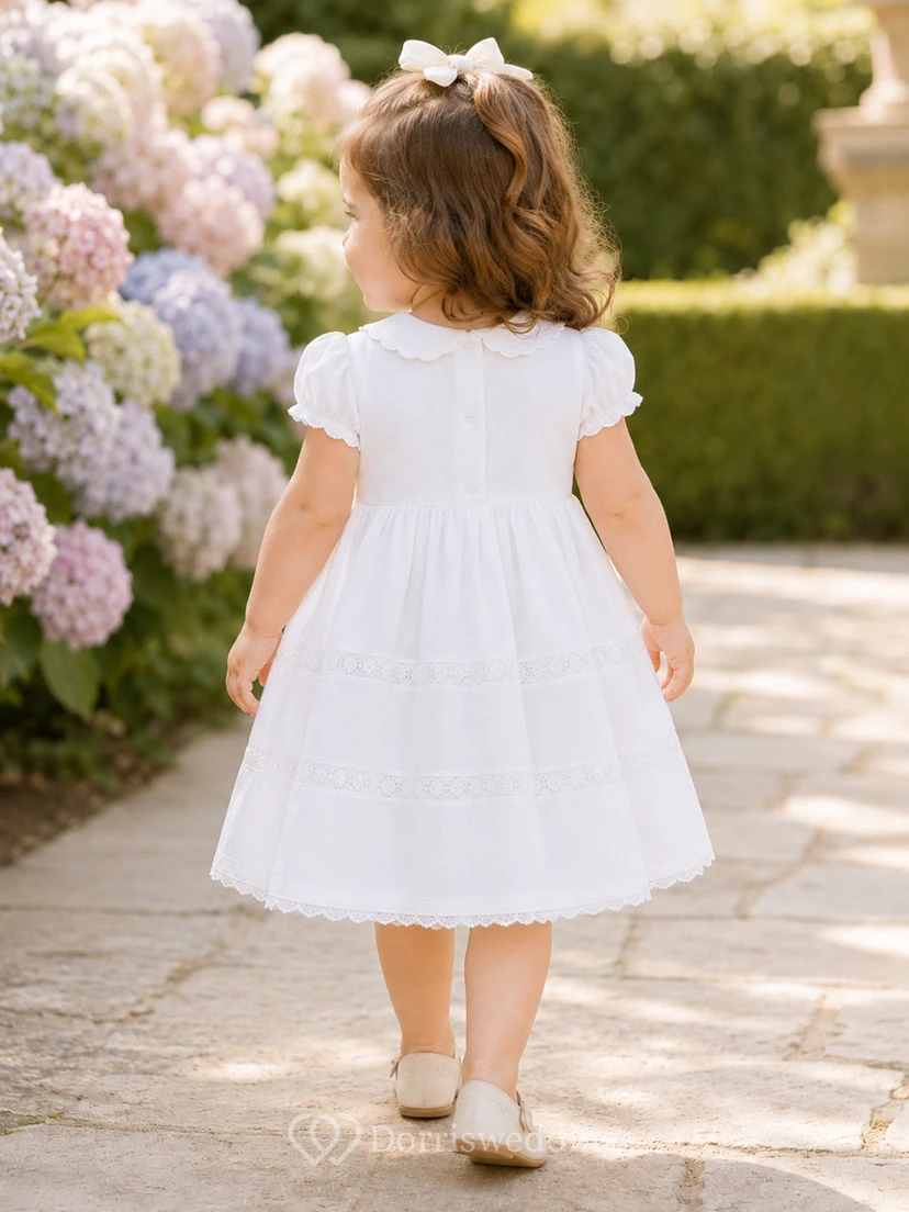 Smocked Cotton Batiste Baby Taufkleid in A-Linie mit Puffärmeln, schlicht, bezaubernd, lässig, mit Schmucksteinen, kurze Ärmel view 2