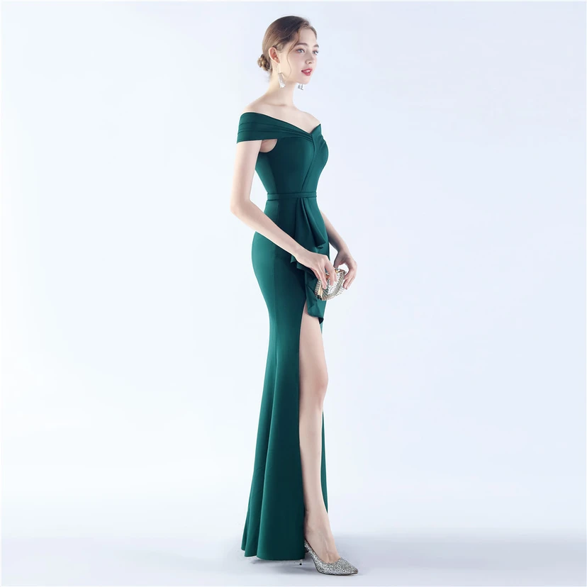 Klassisches langes Abendkleid aus Satin mit One-Shoulder-Ausschnitt view 31