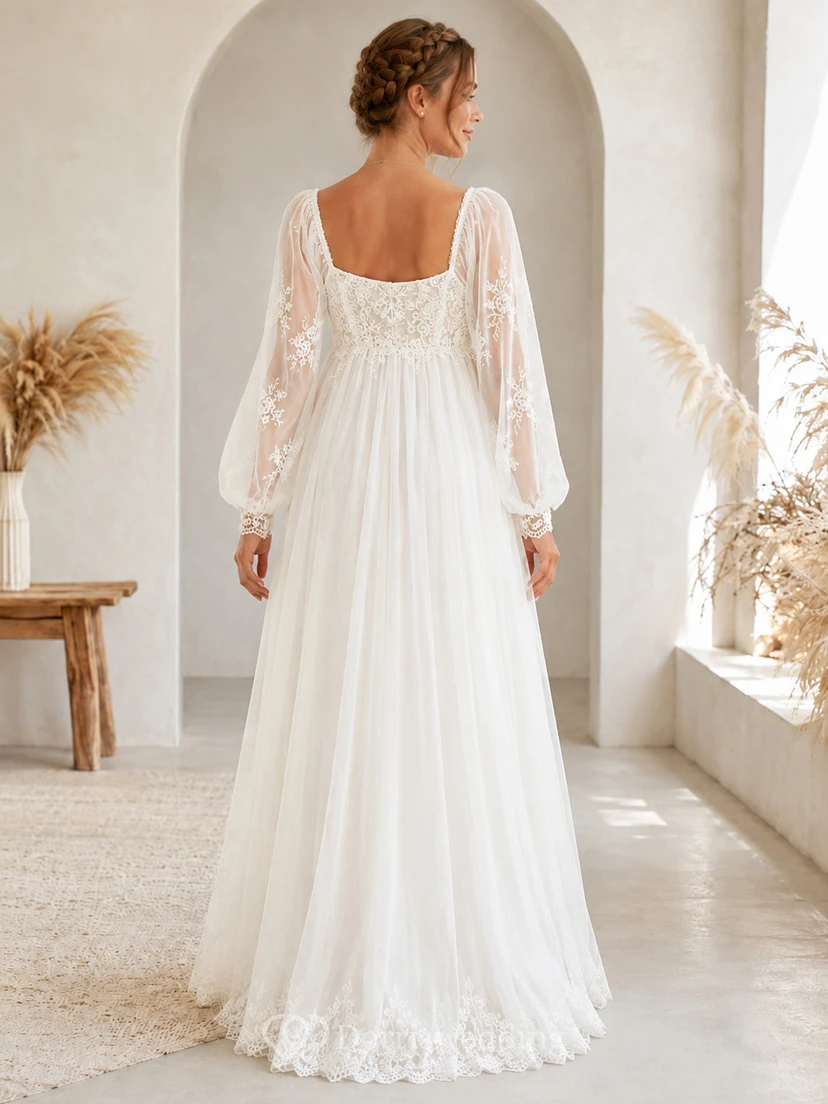 Robe de mariée vintage en mousseline de soie, col carré, manches bouffantes en dentelle, coupe trapèze, col carré et manches longues bouffantes. view 2