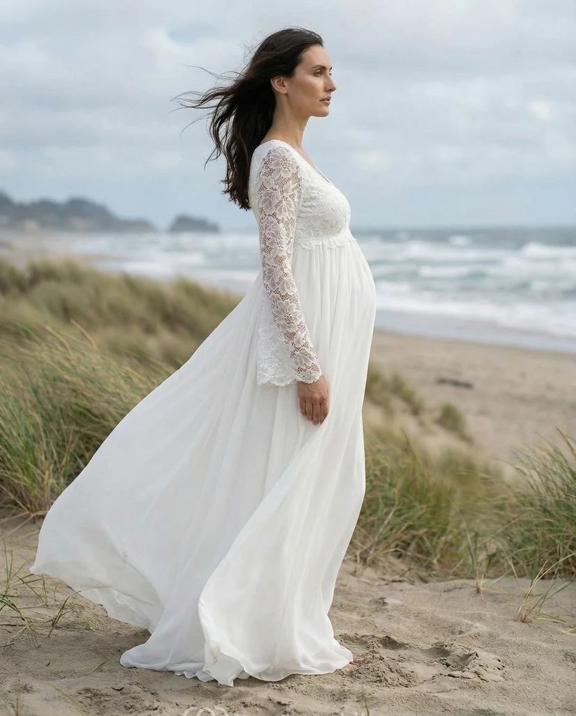 Robe de mariée en mousseline à manches longues et taille empire view 3