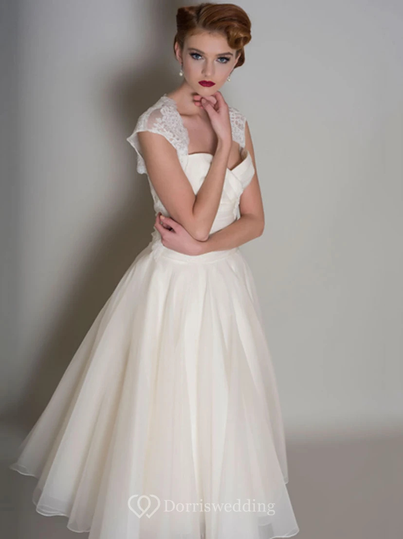 A-Line Queen-Anne Tea-Length Lace Organza Short Wedding Dress
