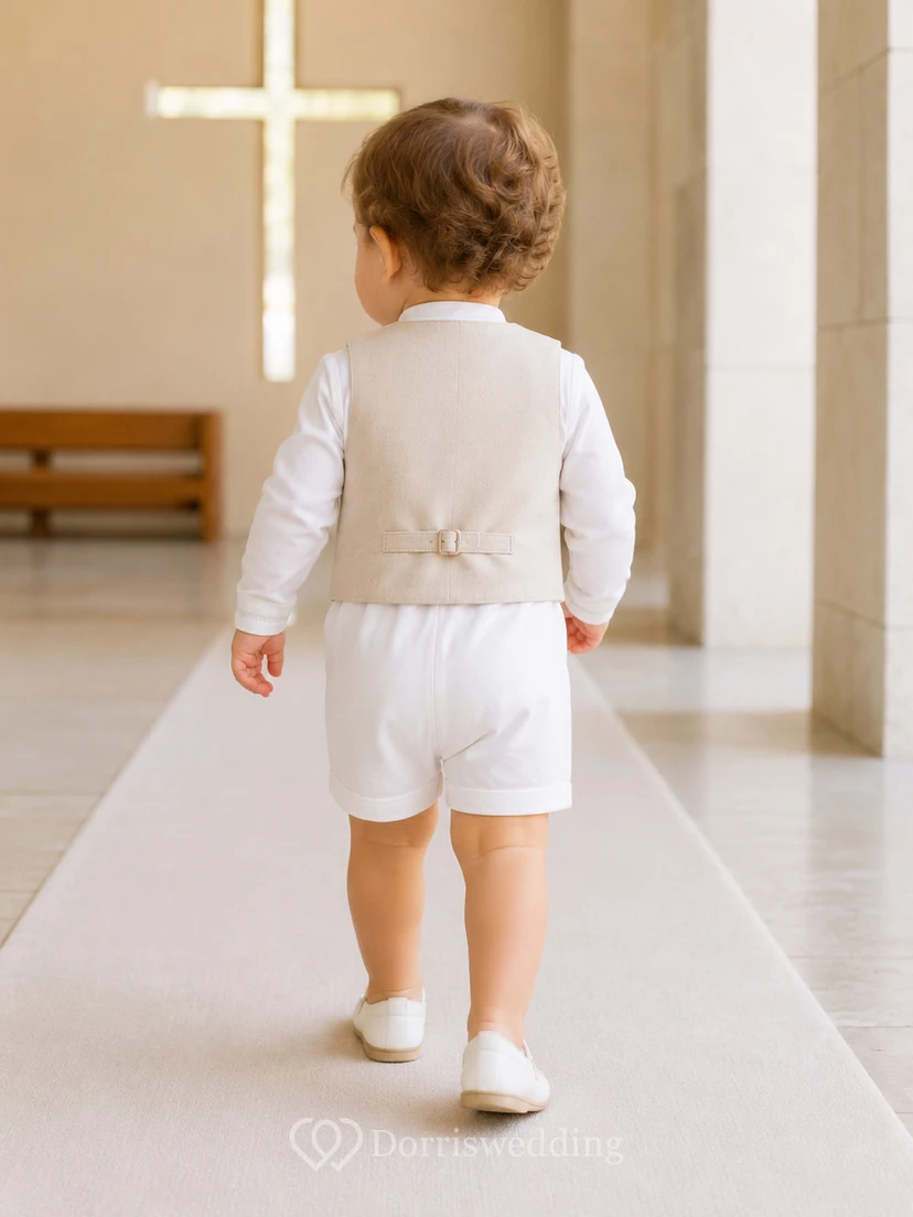 Modernes weißes Langarm-Taufset für Jungen mit passender Shorts view 2