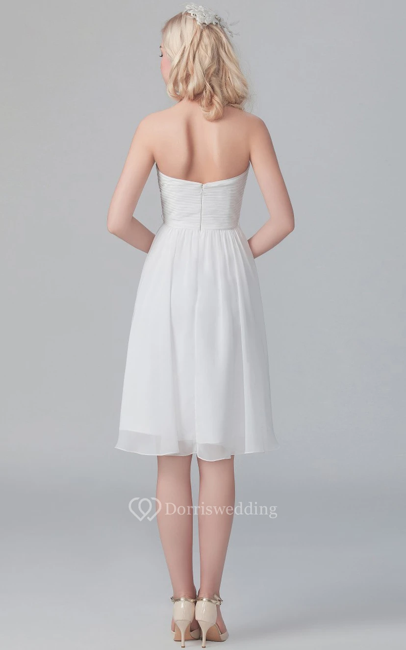 Sweet Layered Short Dress With Ruched Bodice view 2