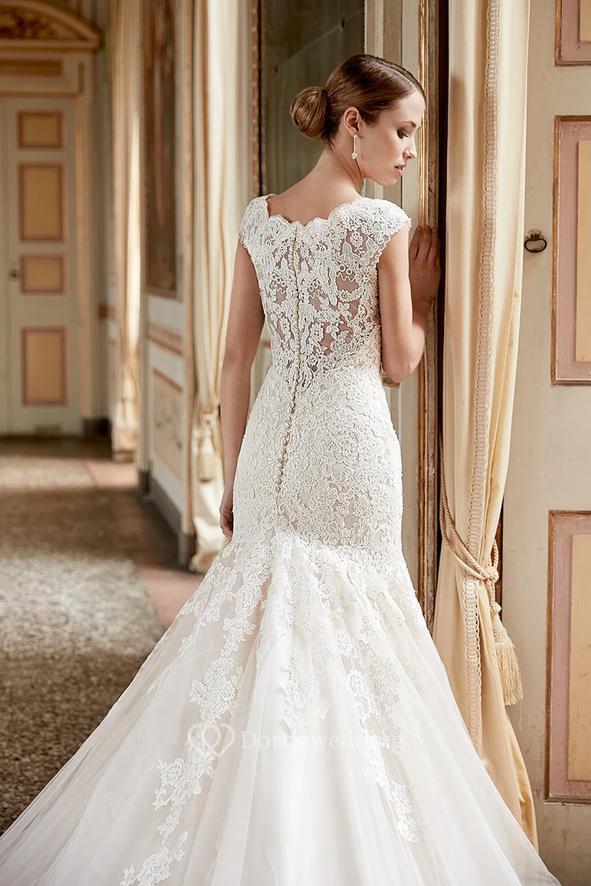 Meerjungfrauen-Maxikleid mit Applikationen, Rundhalsausschnitt, kurzen Ärmeln, Spitze und Tüll view 2