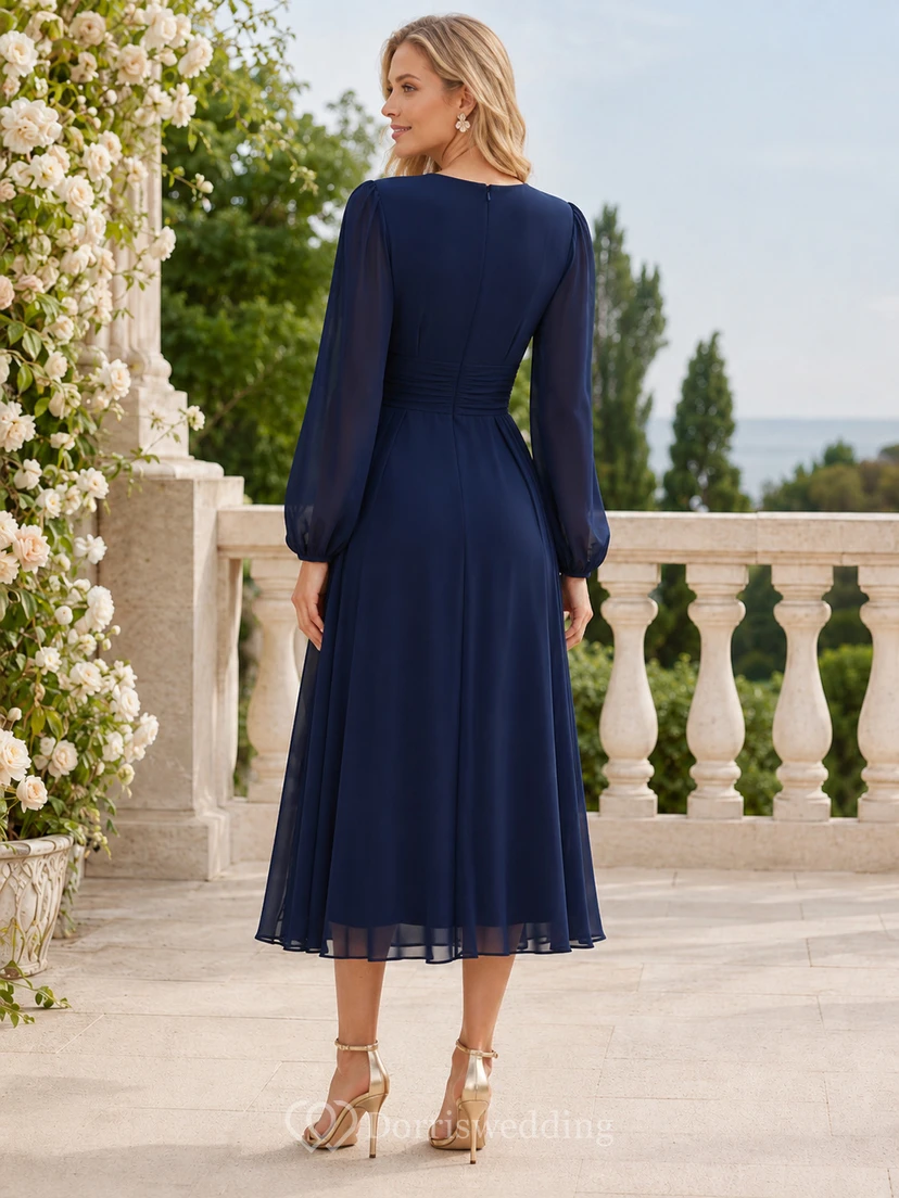 Vestido largo de invitada azul marino oscuro con escote redondo y mangas abullonadas view 2