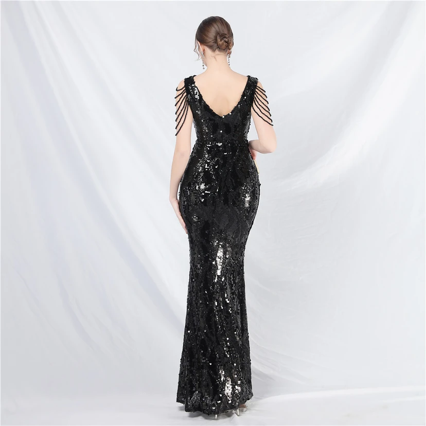 Vestido de noche largo con lentejuelas y abalorios view 42