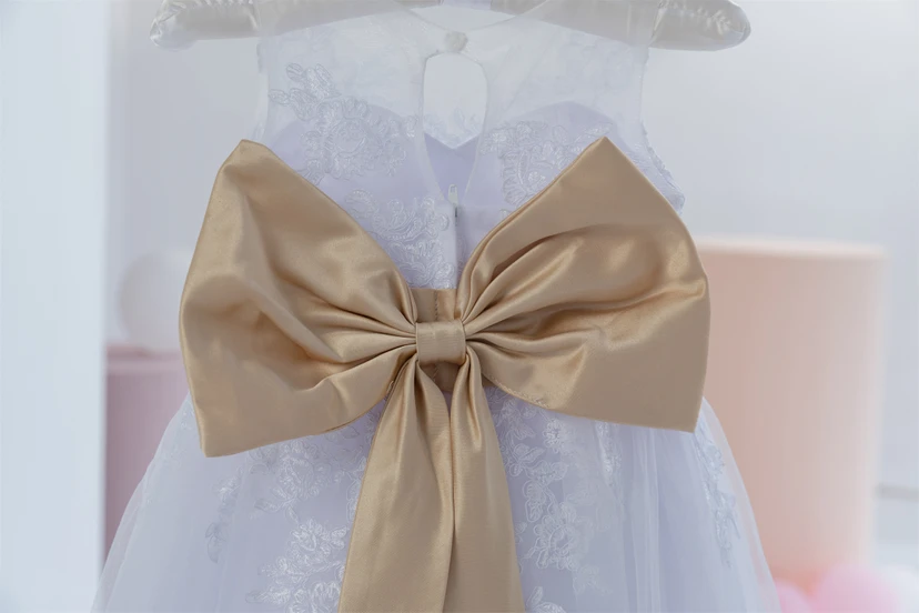 Scoop-neck Lavender Applique Tulle Flowergirl Dress with Bow view 6