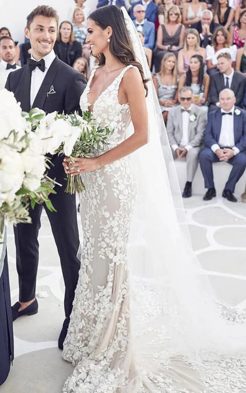 Sheath V-neck Plunged Backless Lace Applique Wedding Dress with Court Train