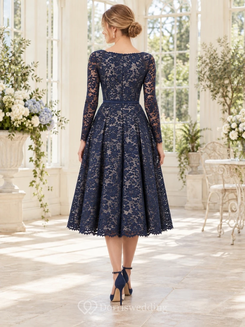 Vestido de invitada de manga larga hasta la rodilla con escote barco y encaje floral azul marino view 2