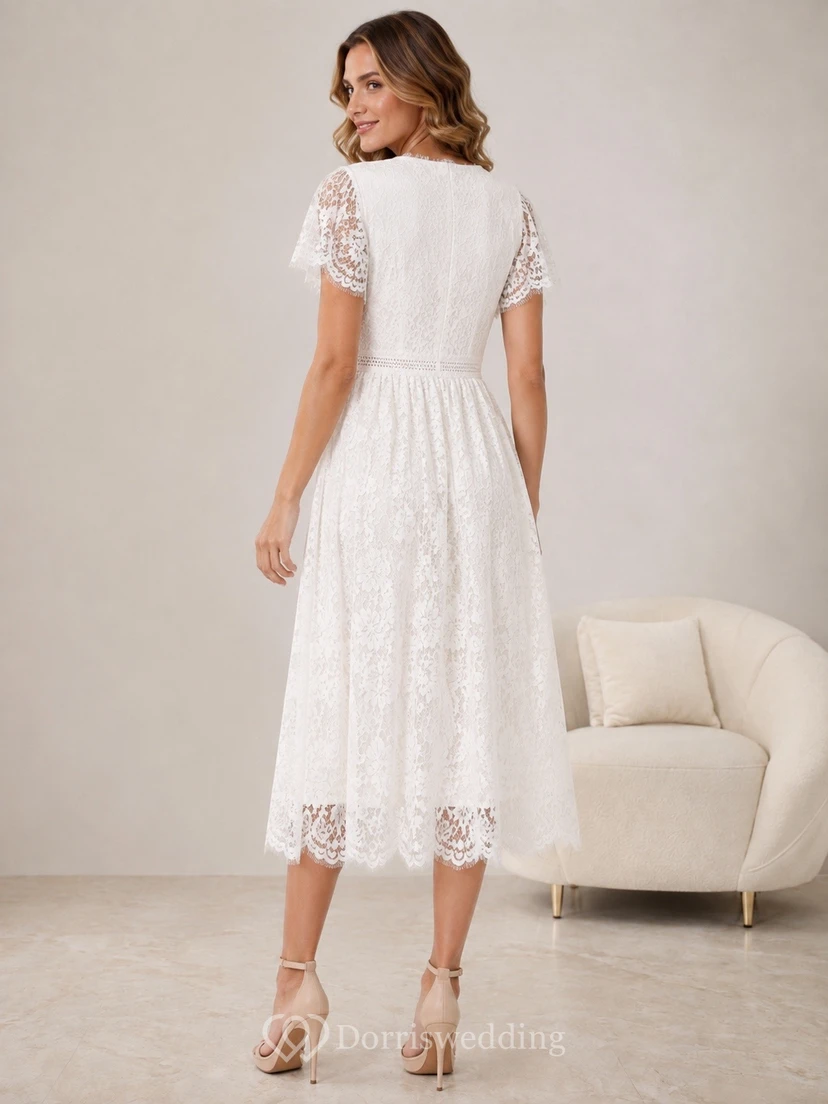 Weißes, kurzes A-Linien-Midikleid aus Spitze mit V-Ausschnitt und kurzen Ärmeln view 2